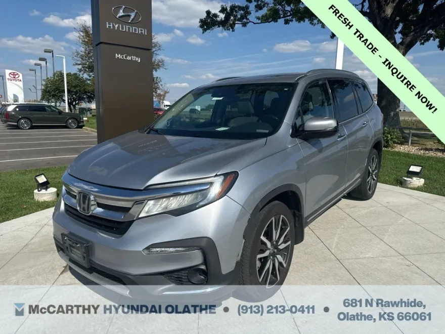 2019 Honda Pilot Touring photo 1