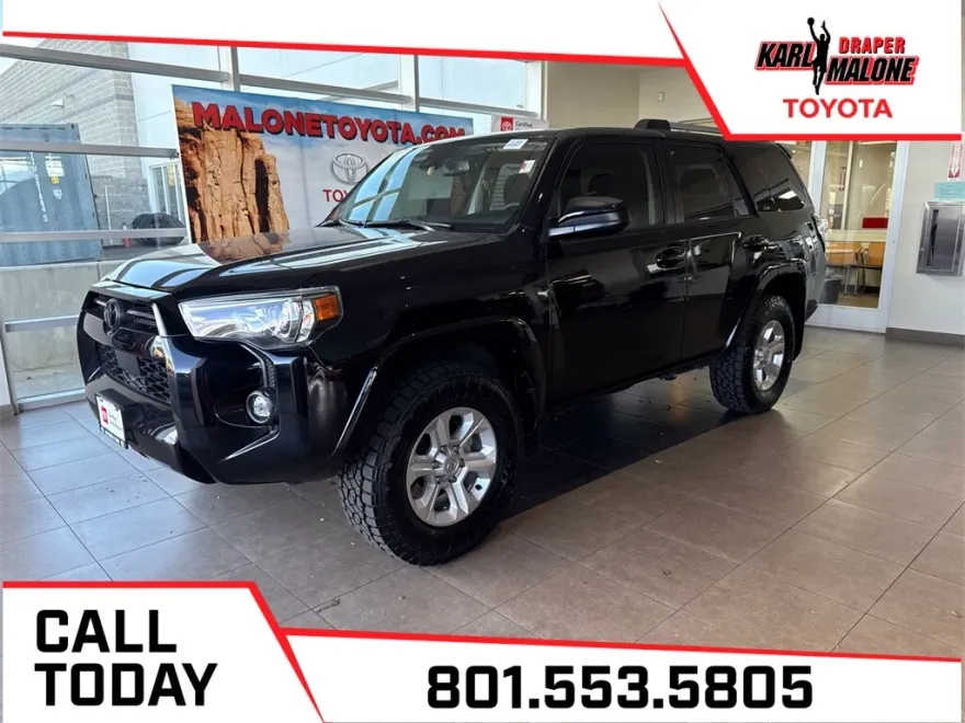 2022 Toyota 4Runner SR5 photo 1
