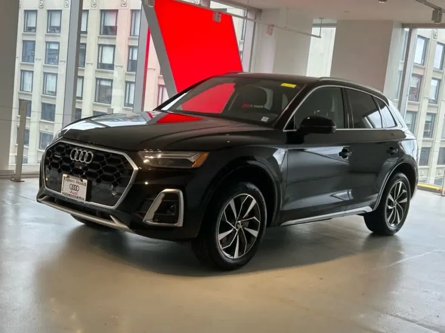 2025 Audi Q5 S line Premium Plus 45 TFSI photo 1