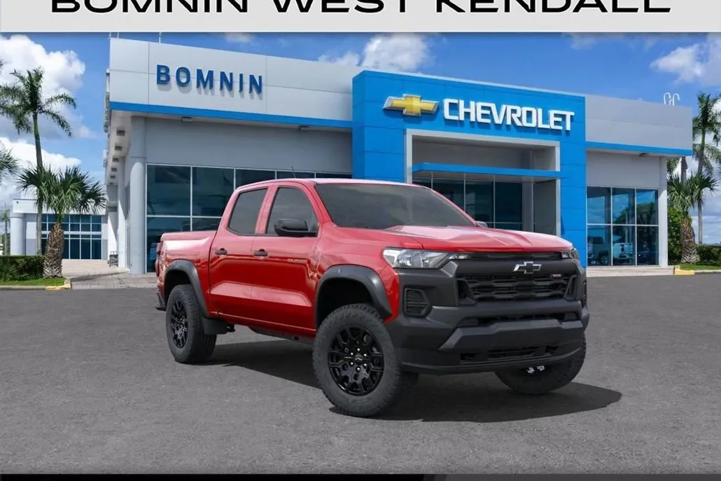 2025 Chevrolet Colorado Trail Boss photo 1