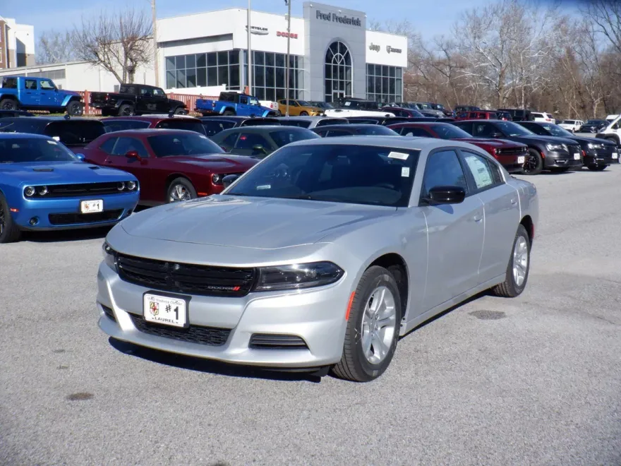 2023 Dodge Charger SXT photo 1