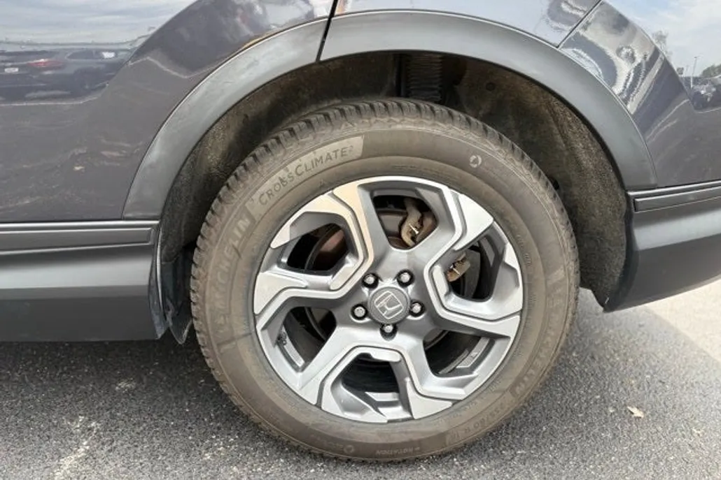 2017 Honda CR-V EX photo 1