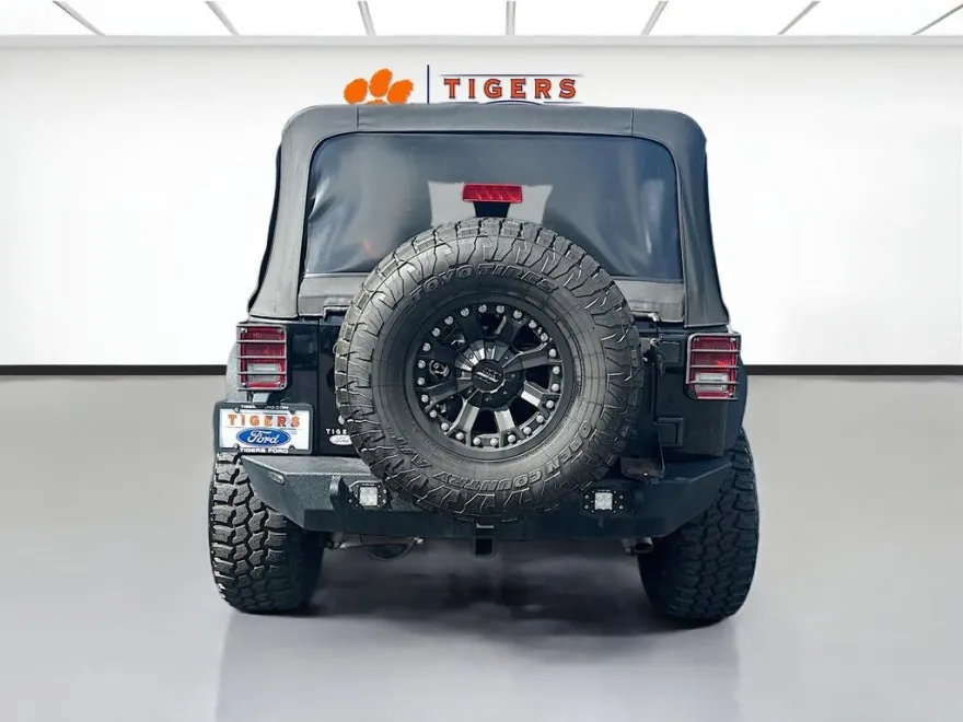 2017 Jeep Wrangler Unlimited Sport photo 1