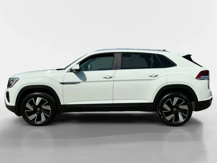 2024 Volkswagen Atlas Cross Sport SE Technology photo 1