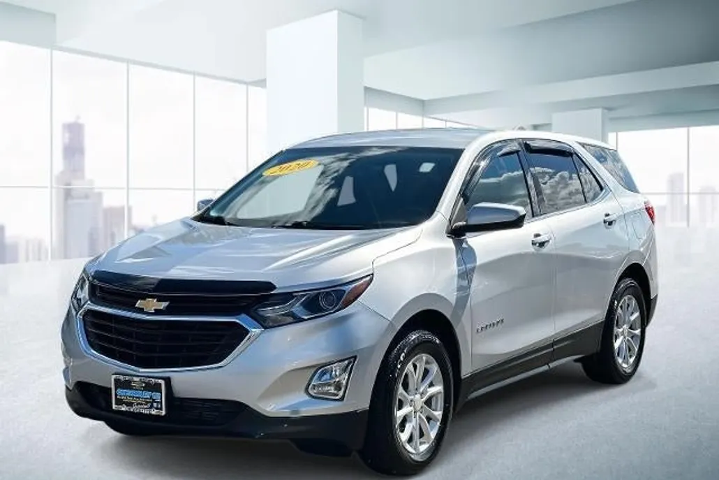 2020 Chevrolet Equinox LT photo 1