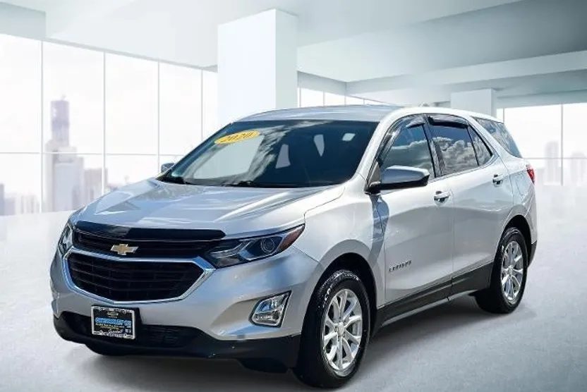 2020 Chevrolet Equinox LT photo 1