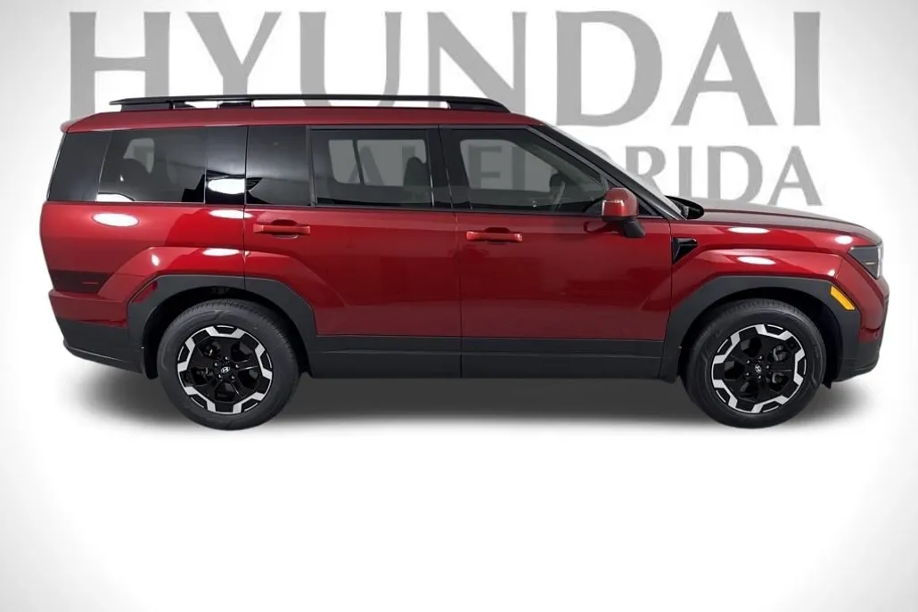 2025 Hyundai Santa Fe SEL photo 1