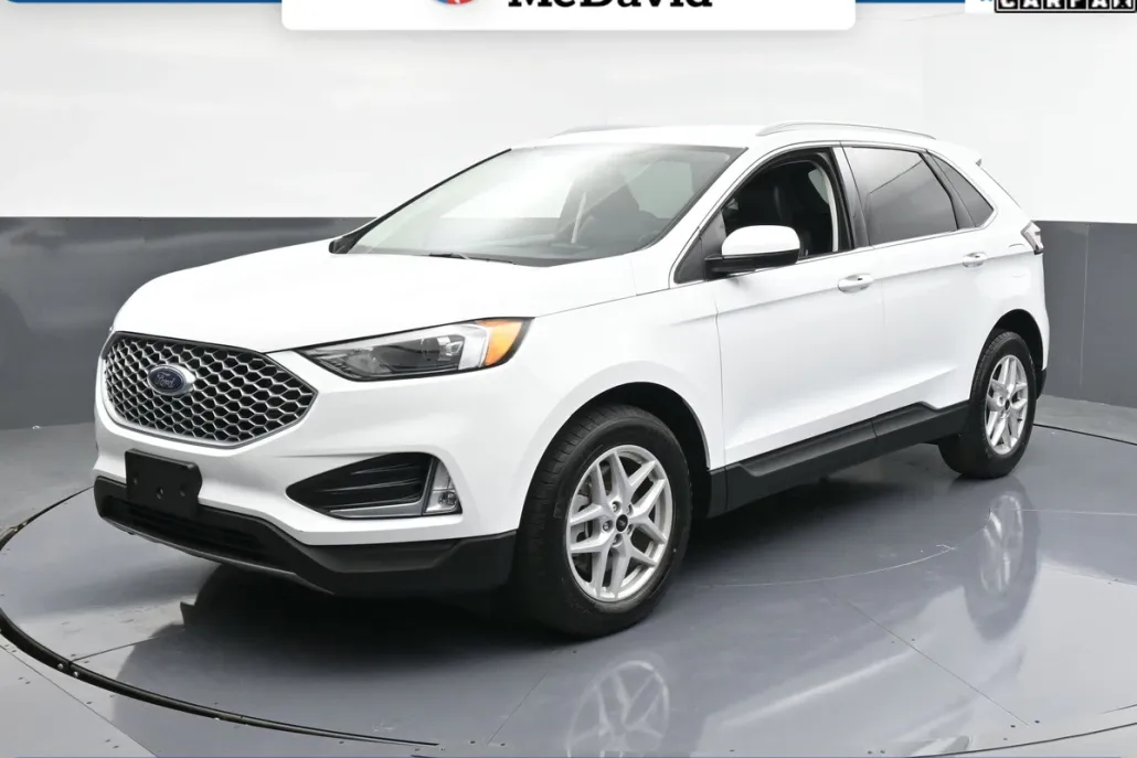 2024 Ford Edge SEL photo 1