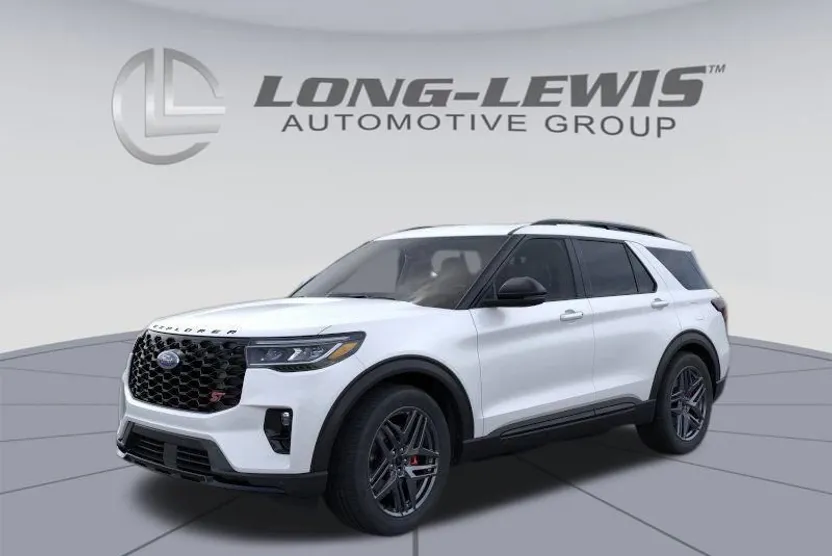 2025 Ford Explorer ST photo 1