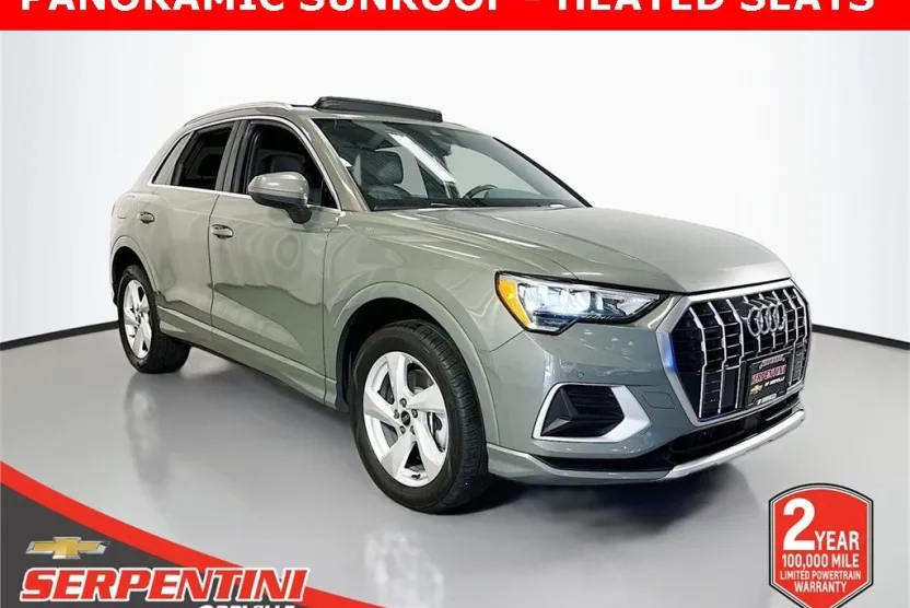 2021 Audi Q3 Premium photo 1