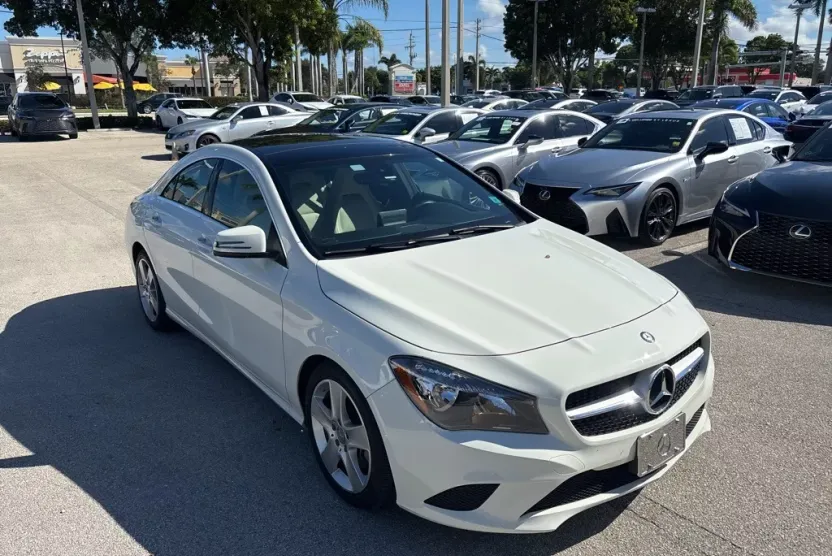 2016 Mercedes Benz CLA 250 photo 1