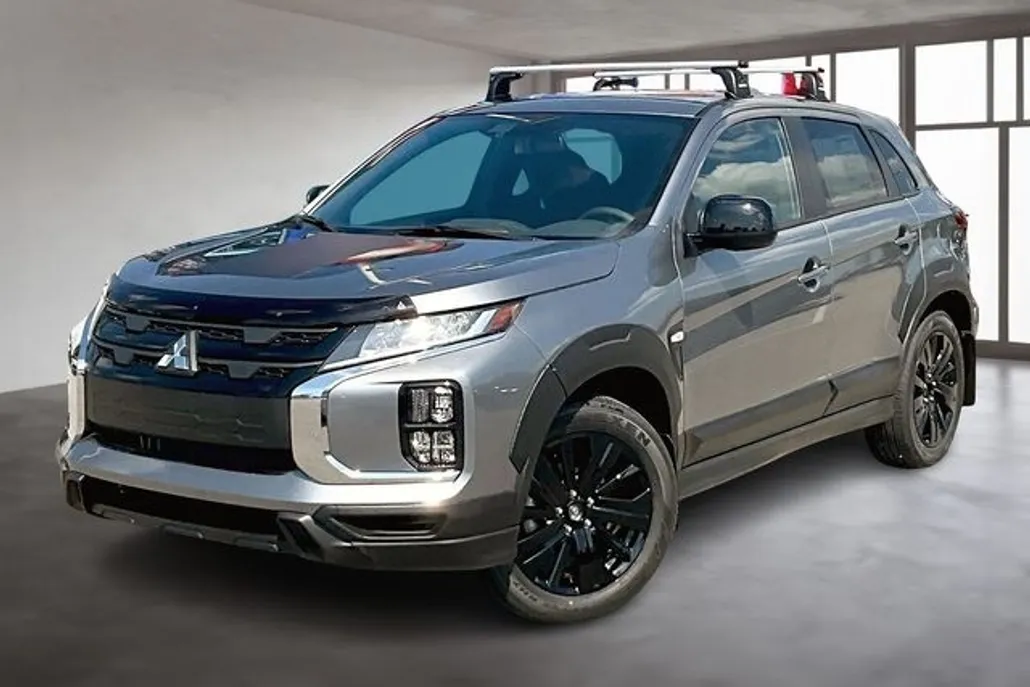 2025 Mitsubishi Outlander Sport S photo 1