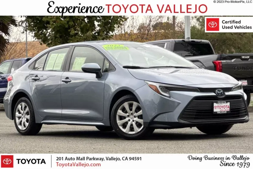 2023 Toyota Corolla Hybrid LE photo 1