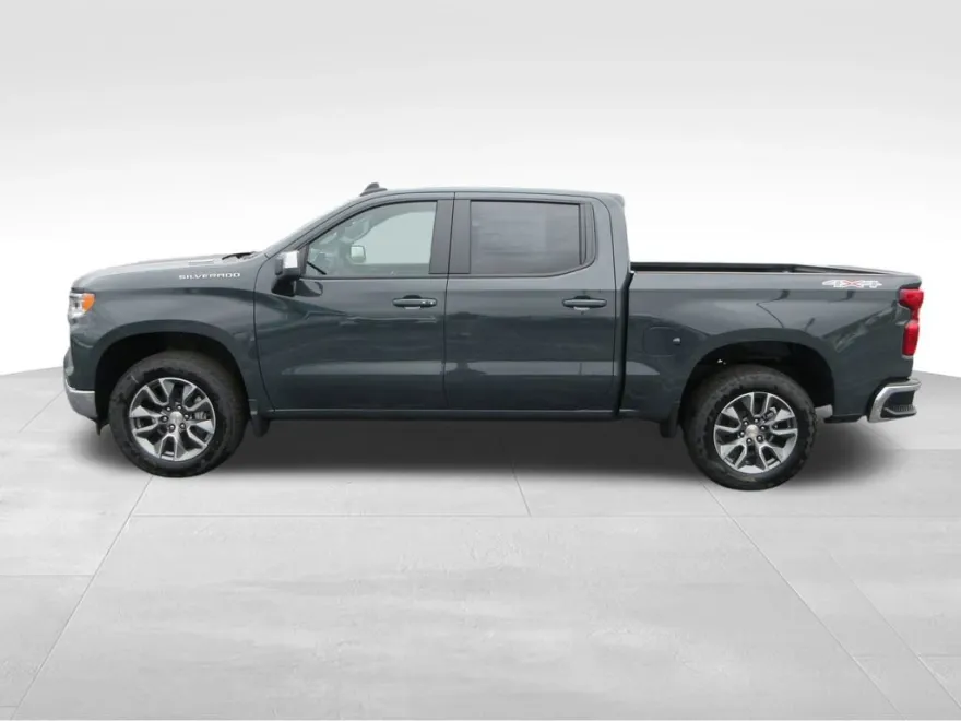 2026 Chevrolet Silverado 1500 LT photo 1