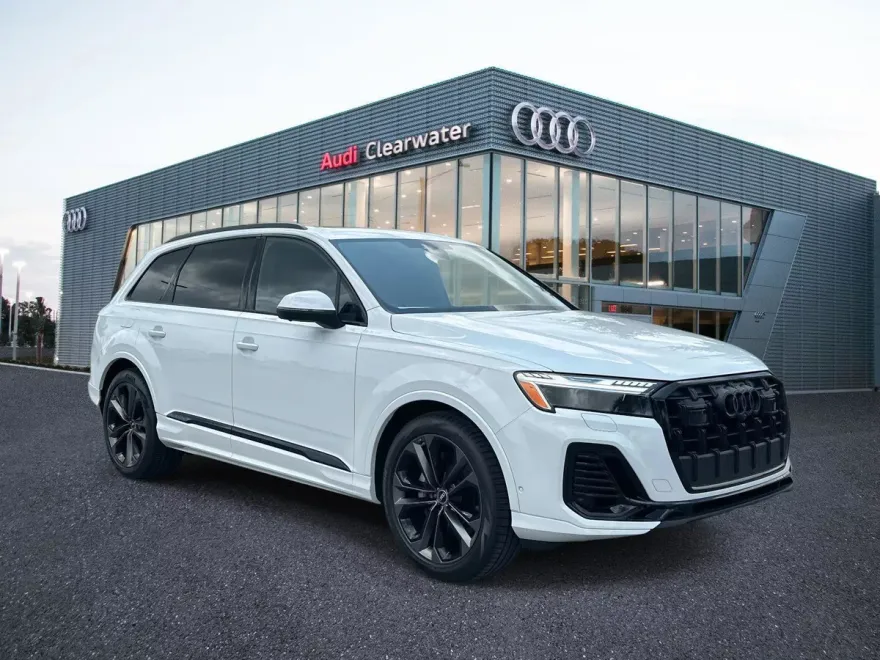 2025 Audi Q7 55 Prestige photo 1