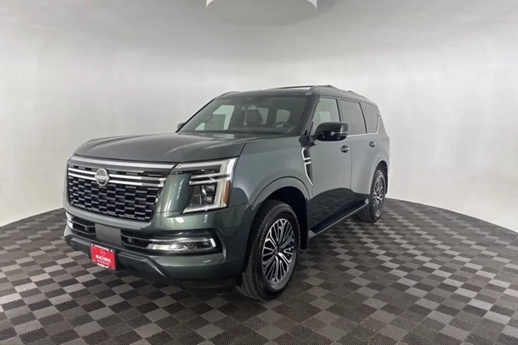 2025 Nissan Armada SL photo 1