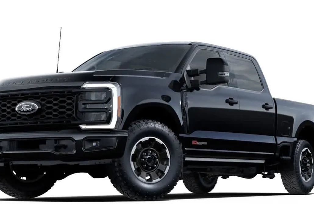 2025 Ford F-250 Lariat photo 1