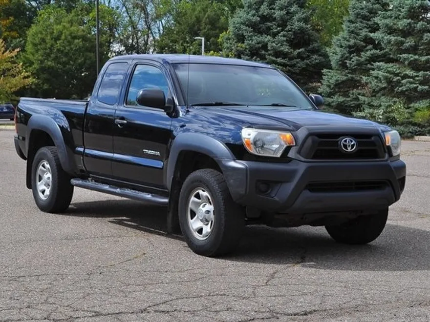 2014 Toyota Tacoma Base 4x4 Access Cab photo 1