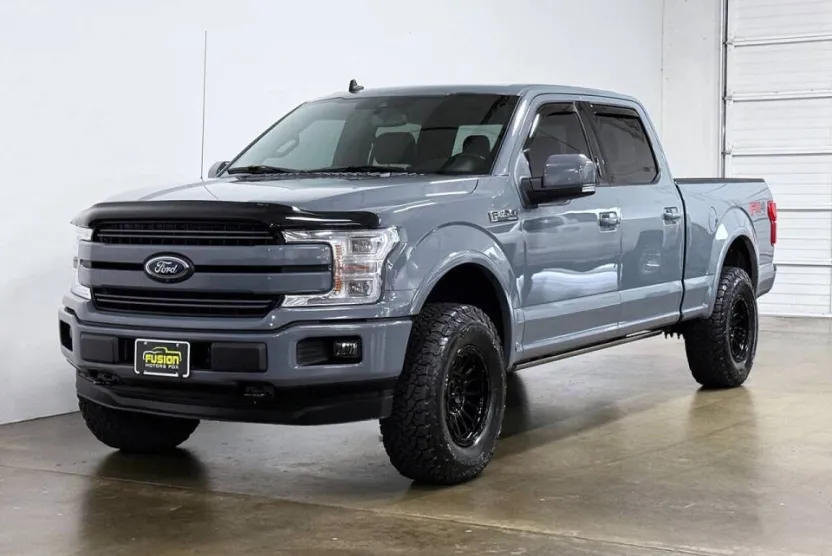 2019 Ford F-150 Lariat photo 1