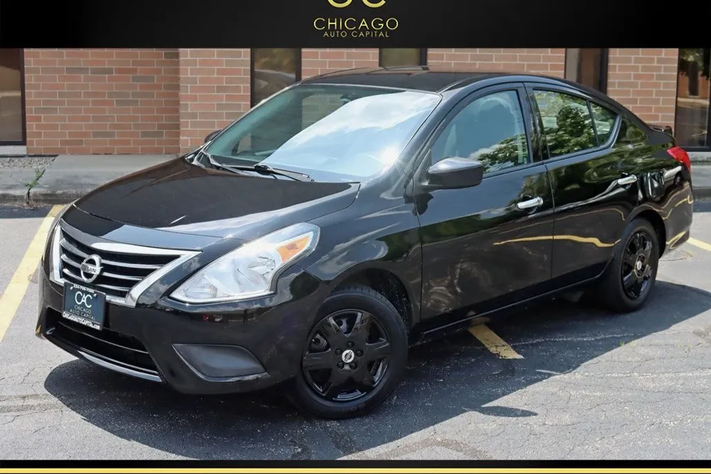 2015 Nissan Versa Sedan 1.6 SV photo 1