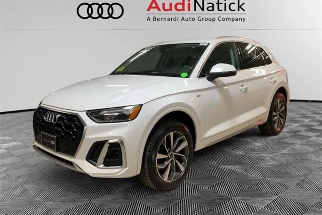 2022 Audi Q5 45 S line Premium photo 1