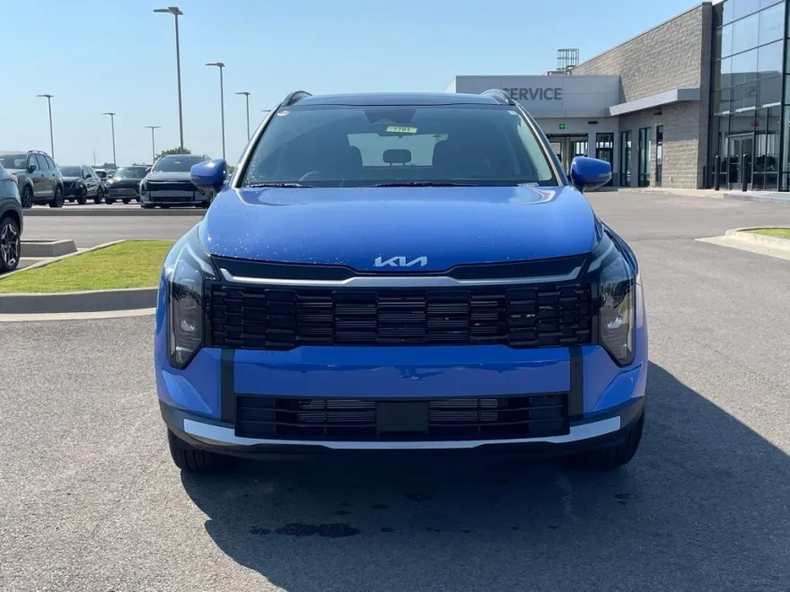 2026 Kia Sportage EX photo 1