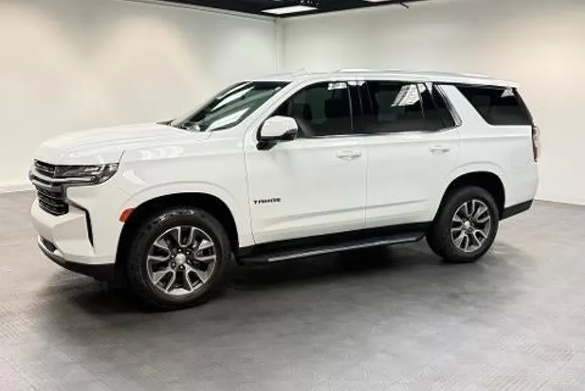 2022 Chevrolet Tahoe LT photo 1