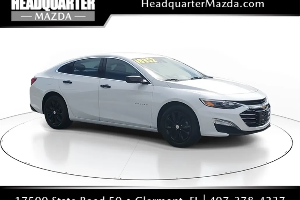 2024 Chevrolet Malibu 1LT photo 1