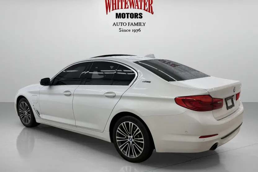 2019 Bmw 530e Sedan photo 1