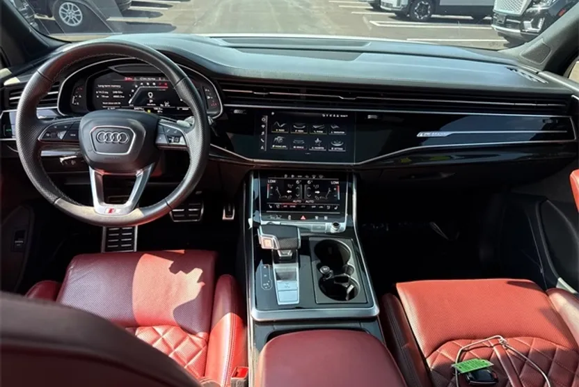 2021 Audi SQ7 Prestige photo 1