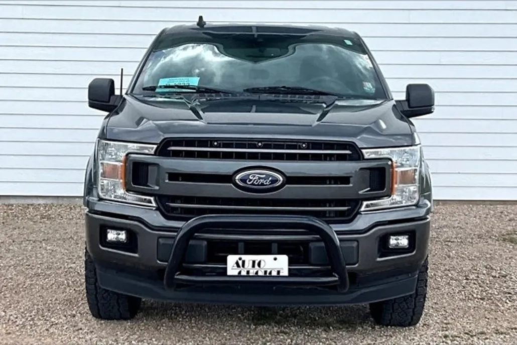 2020 Ford F-150 XLT photo 1