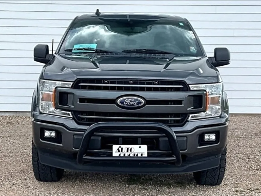 2020 Ford F-150 XLT photo 1