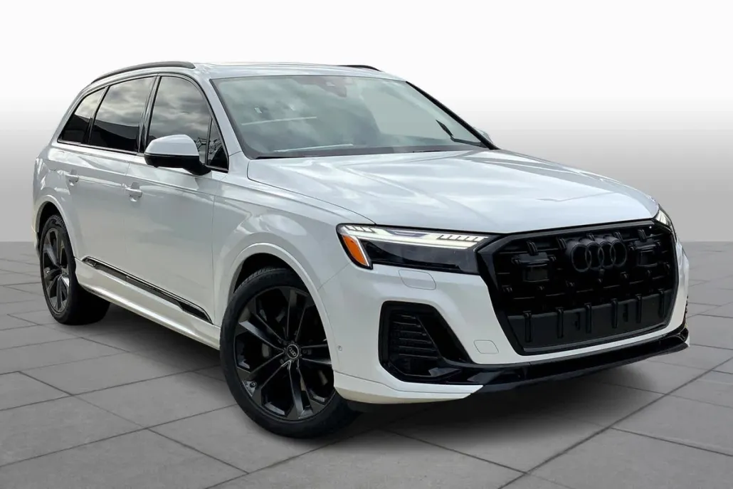 2025 Audi Q7 55 Prestige photo 1