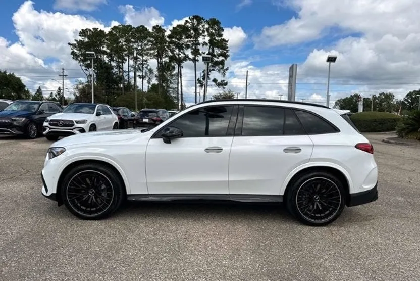 2024 Mercedes Benz GLC AMG 43 photo 1