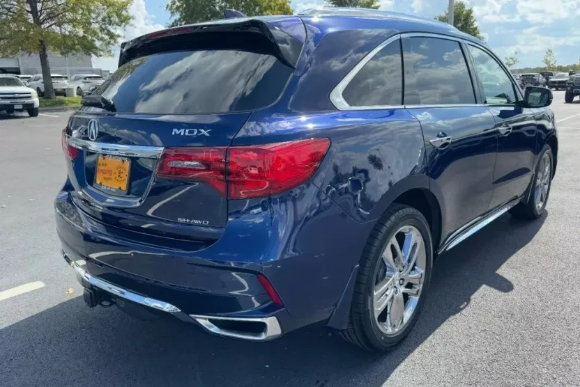 2019 Acura MDX SH-AWD Advance photo 1