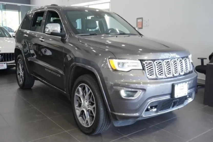 2019 Jeep Grand Cherokee Overland photo 1
