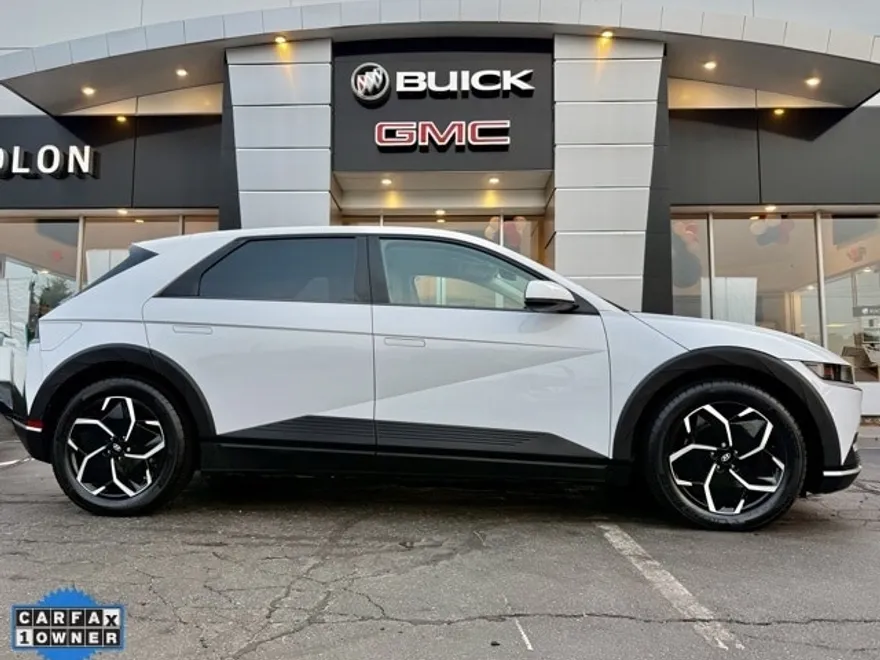 2024 Hyundai Ioniq 5 SEL photo 1