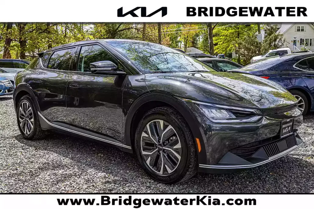 2024 Kia EV6 Light photo 1