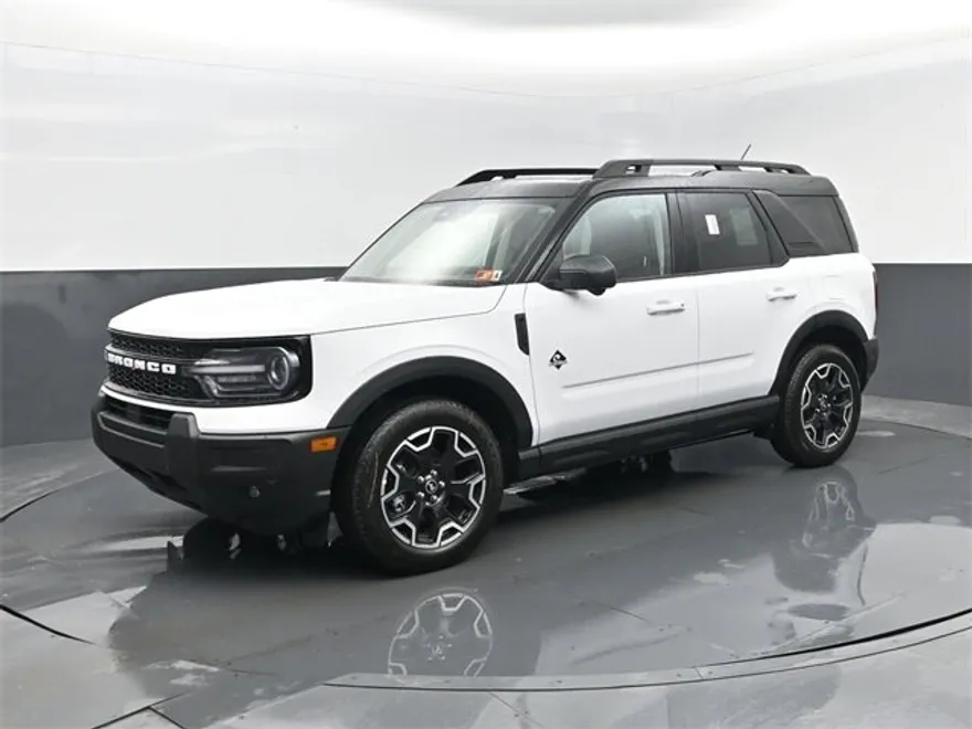 2025 Ford Bronco Sport Outer Banks photo 1