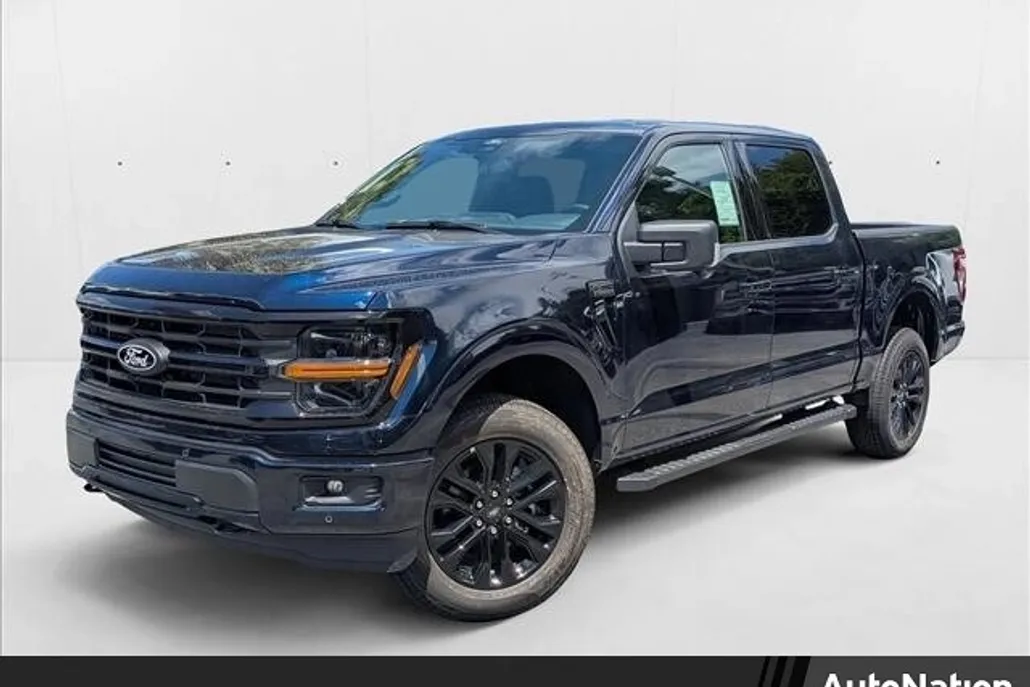 2025 Ford F-150 XLT photo 1