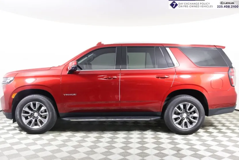 2023 Chevrolet Tahoe LT photo 1