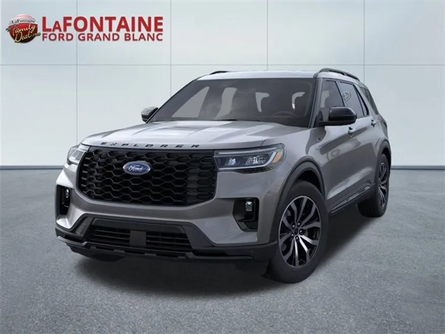 2025 Ford Explorer ST-Line photo 1