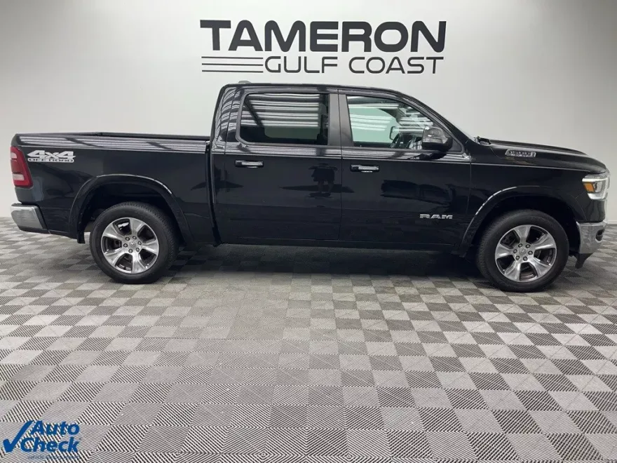 2022 Ram 1500 Laramie photo 1