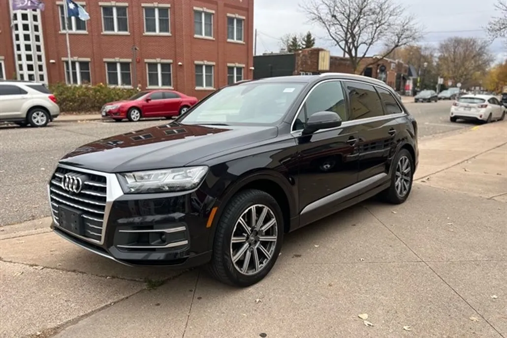 2017 Audi Q7 3.0 Premium Plus photo 1
