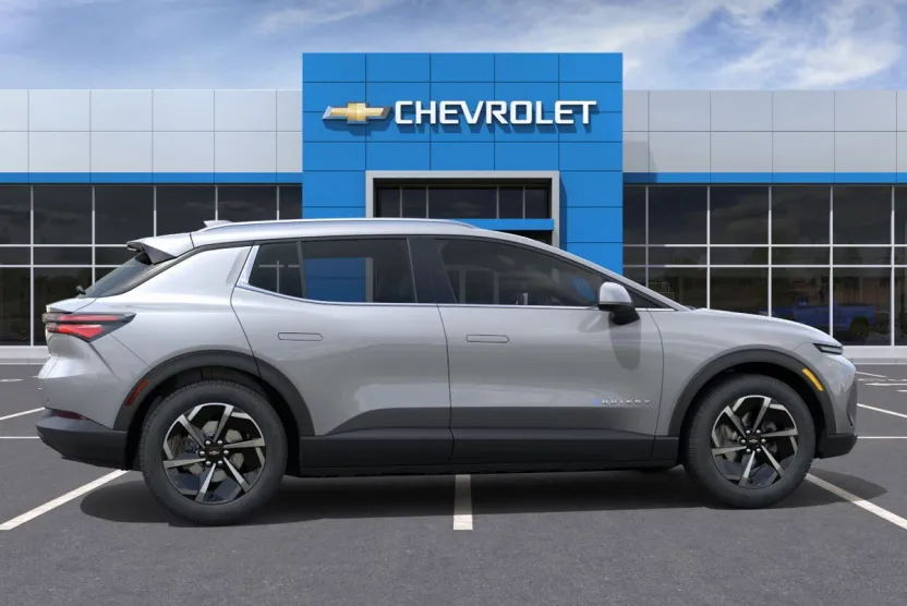 2026 Chevrolet Equinox EV 1LT photo 1