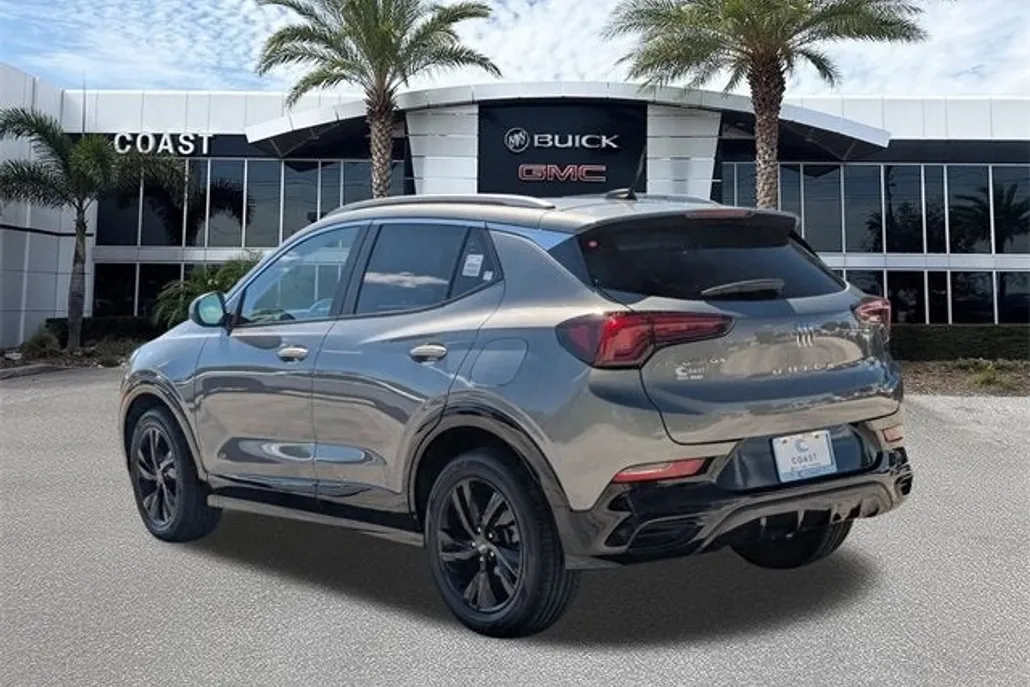 2026 Buick Encore GX Sport Touring photo 1