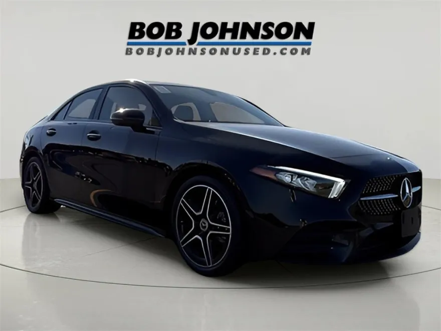 2022 Mercedes Benz A 220 4MATIC photo 1