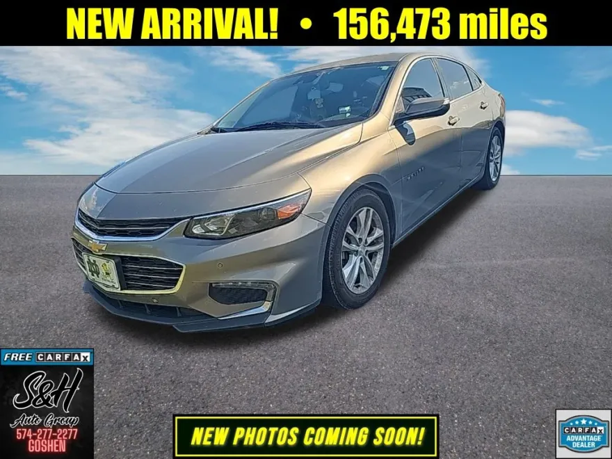 2017 Chevrolet Malibu 1LT photo 1