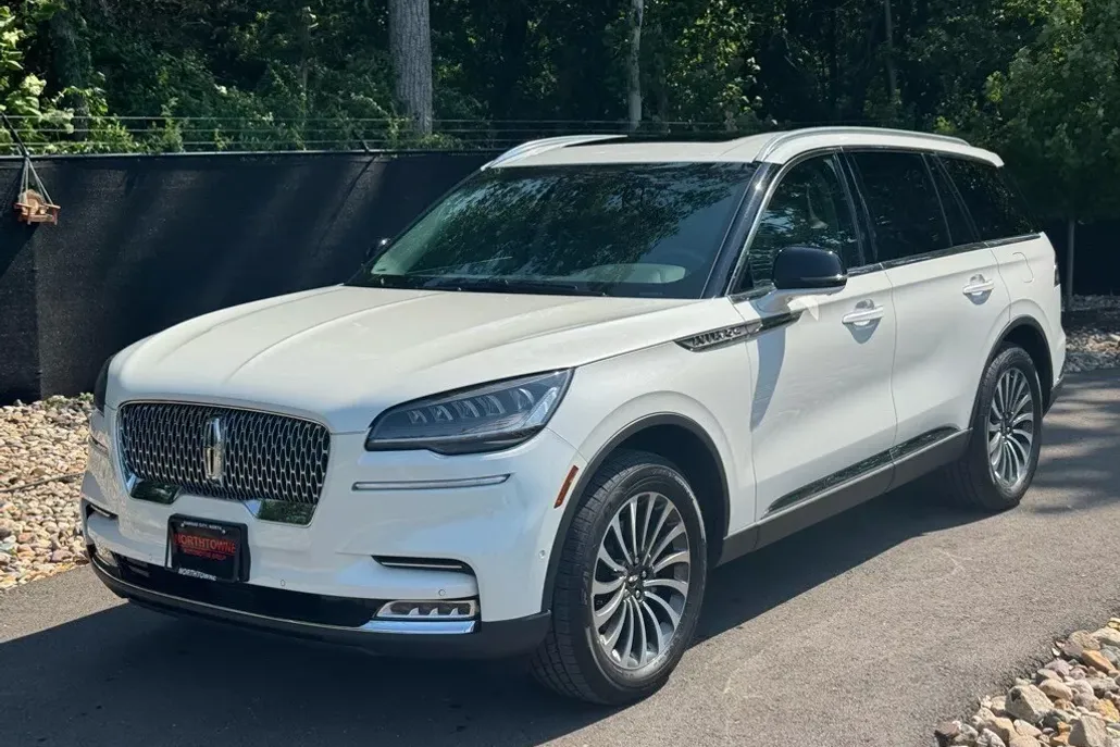 2020 Lincoln Aviator Reserve photo 1