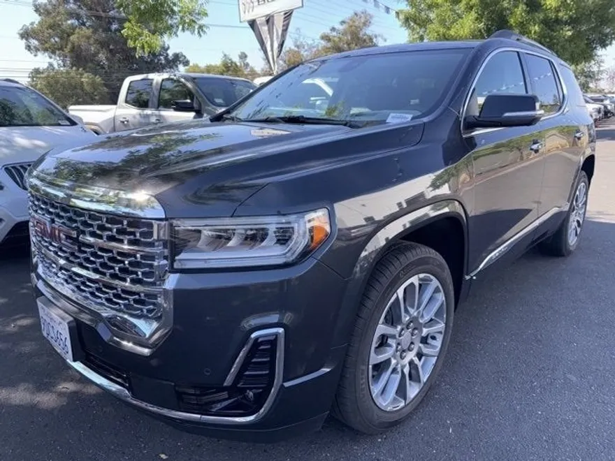 2022 Gmc Acadia Denali photo 1